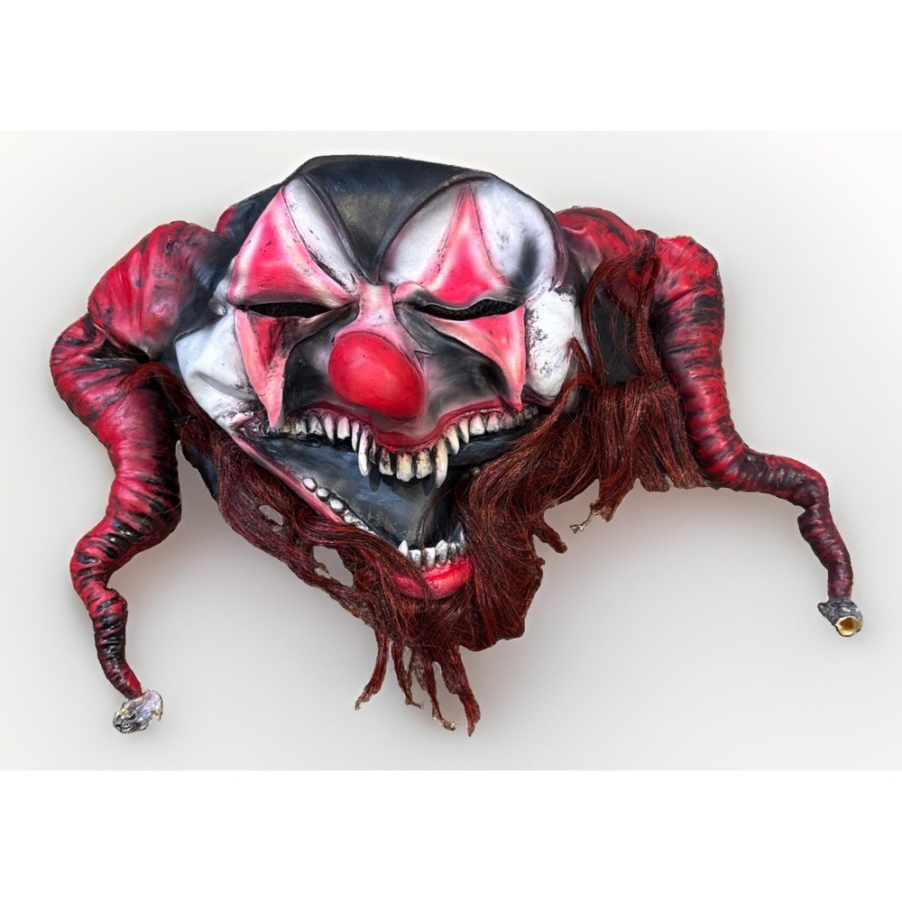 Bearded Red Jester Mask #M37946 - Halloween - Bouffon Rouge Barbu! Costume